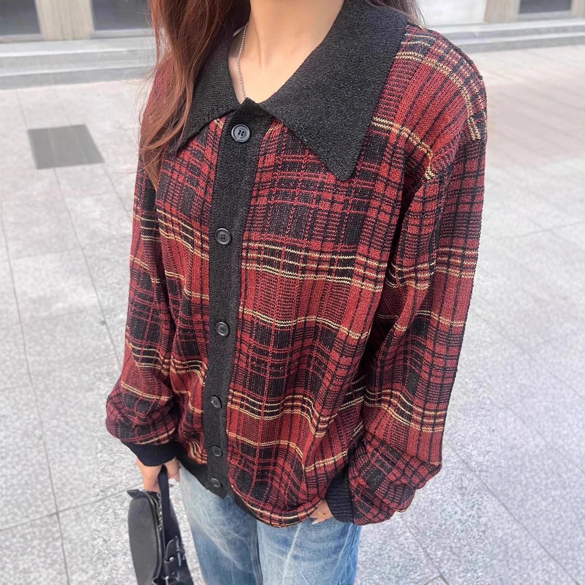 Plaid Knit Collar Cardigan Sweater - 000092