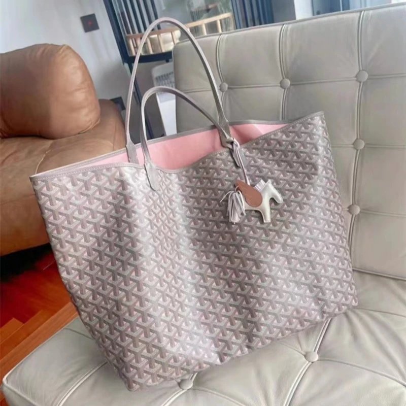 Gray pink