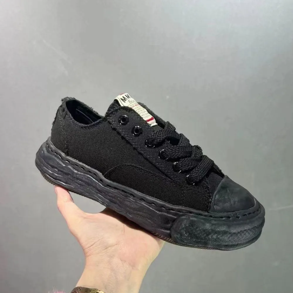 Maison Mihara Yasuhiro Sneakers Low-Top Frayed Canvas with Oversized Sole — 29