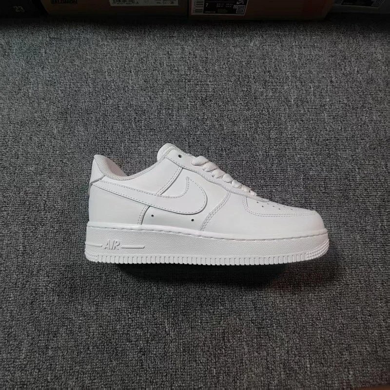 Nike Air Force 1 07 Low White