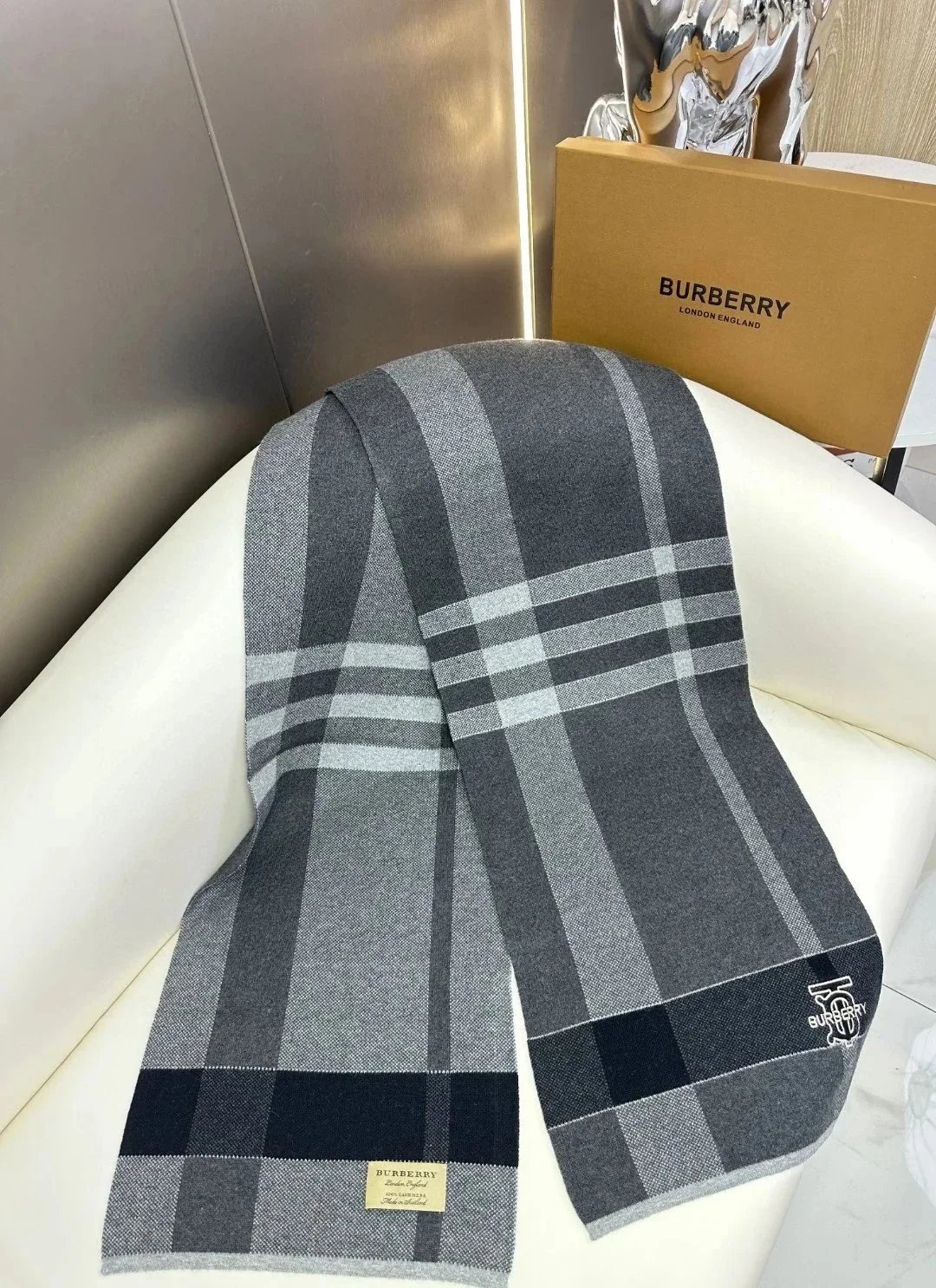 Product view 30