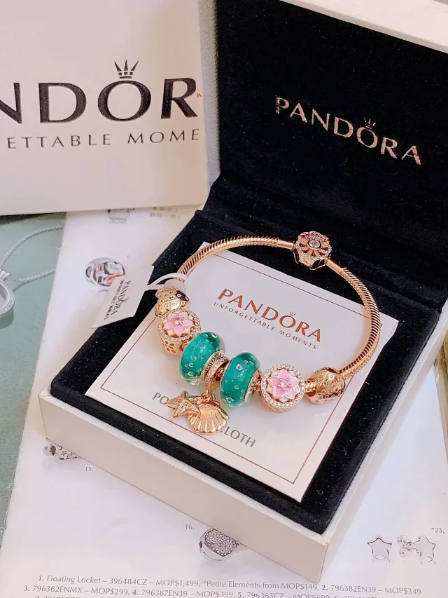 Pandora Jewelry Charm Bracelet with Decorative Beads product detail image 6