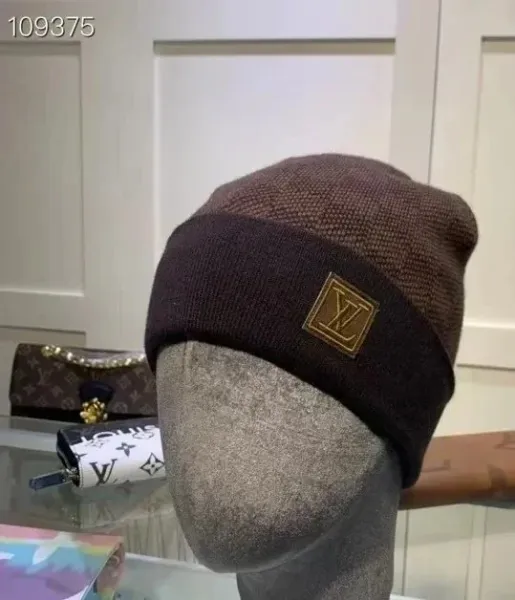 Louis Vuitton Damier Azur Knit Scarf and Beanie Set Navy Blue Accessories - 9