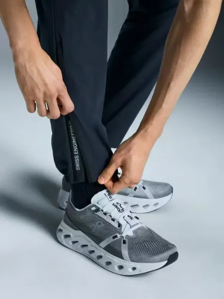 On Running Cloudswift Trousers in Light Gray, Olive, Black, and Navy - 13