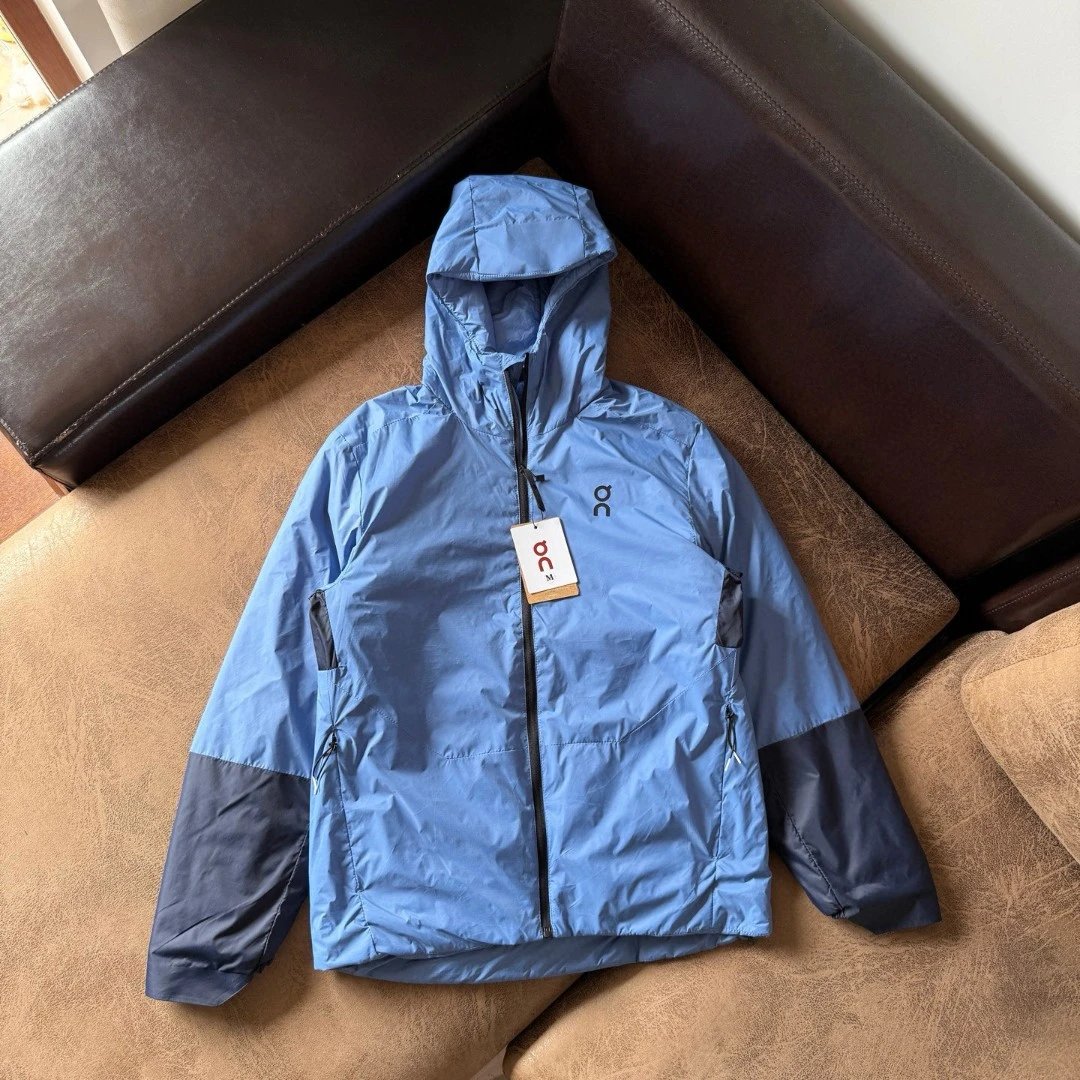 On Running Cloud jacket Gray Windbreaker - 36