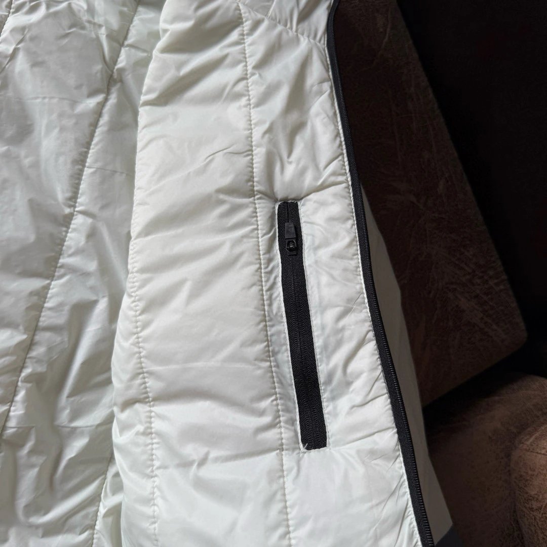 On Running Cloud jacket Gray Windbreaker - 10