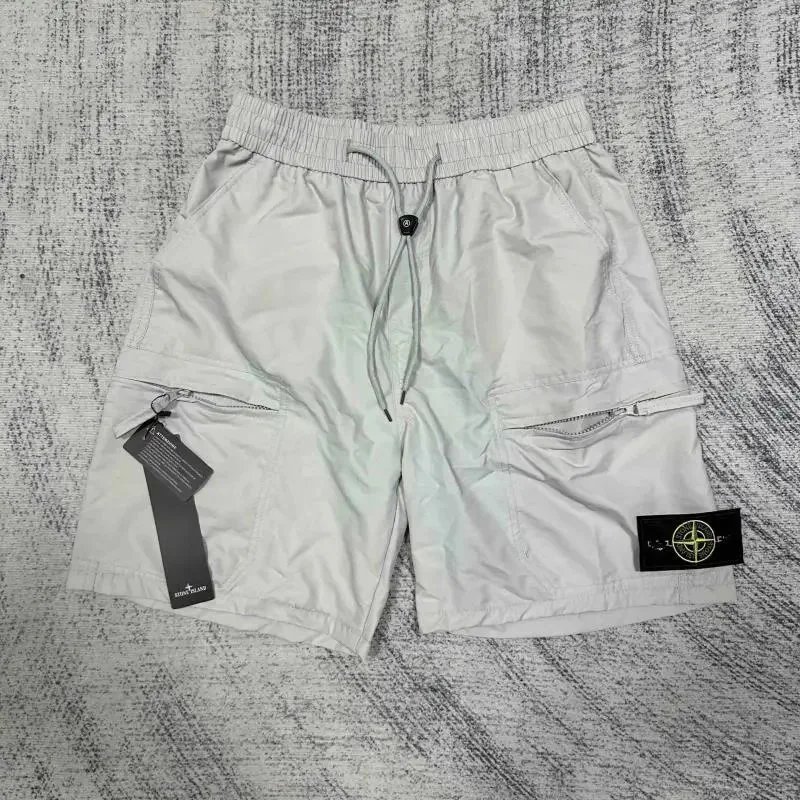Stone Island Shorts (35+) - 30/39