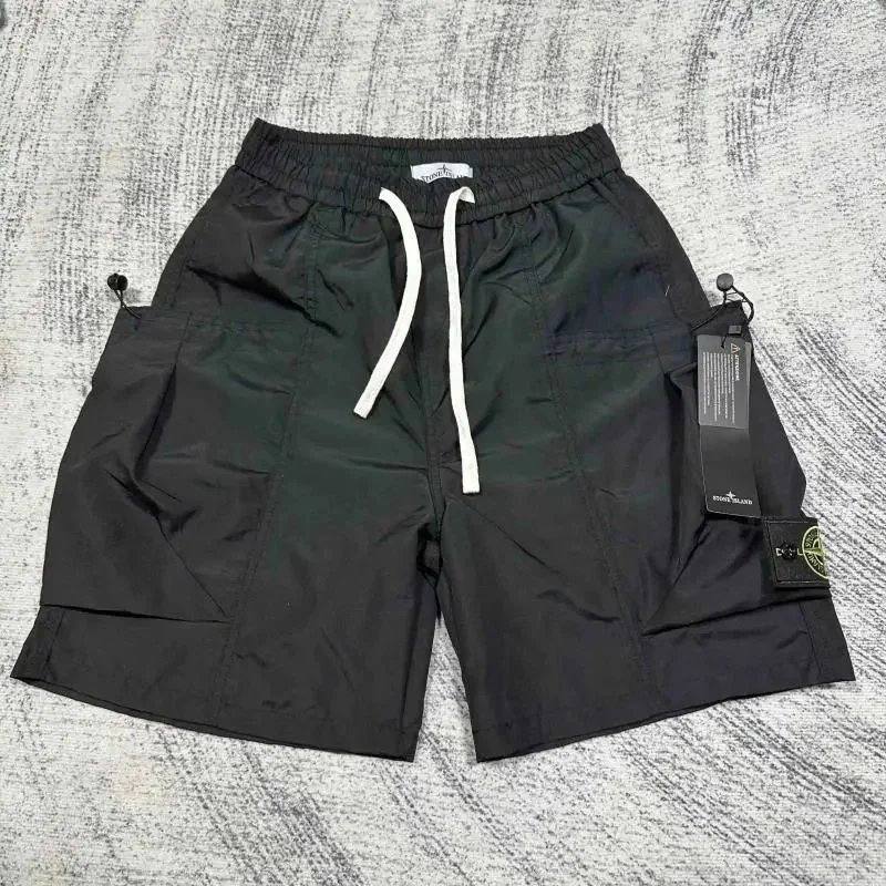Stone Island Shorts (35+) - 37/39