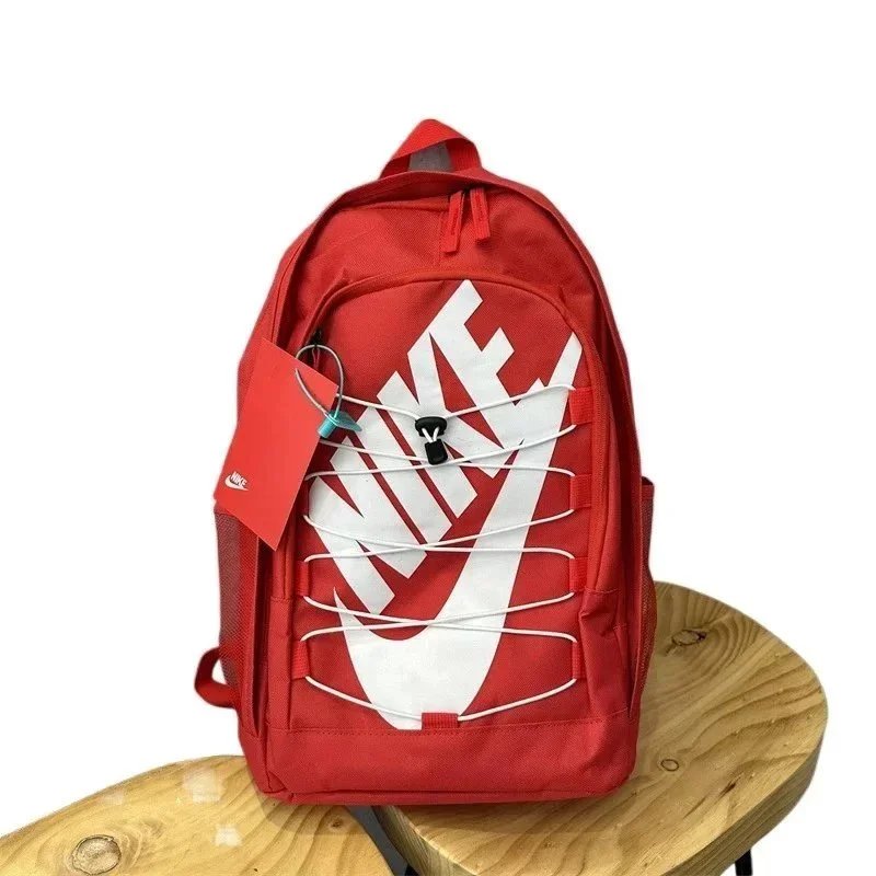 18 Red 006