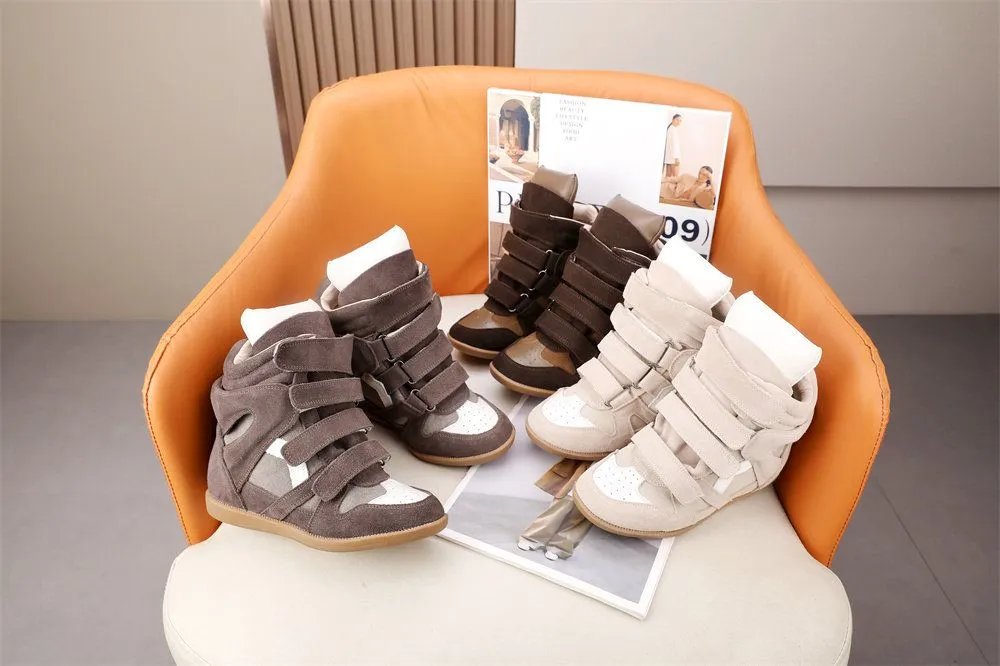 Women's Hidden Wedge Casual Shoes photo 4