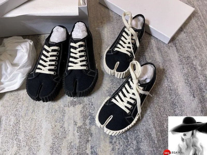 Tire Tread Tabi Canvas Shoe photo 7