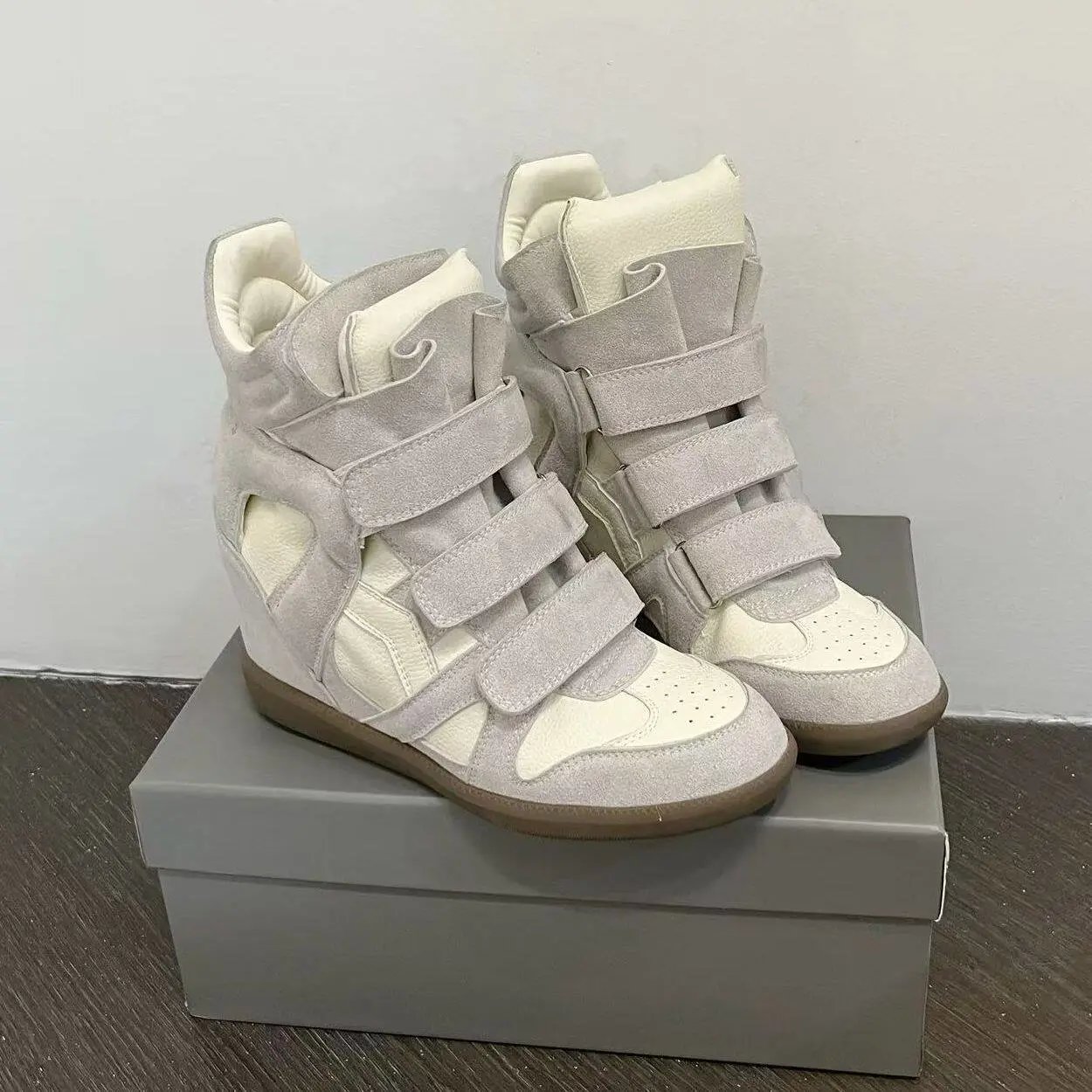 26 Summer Genuine Leather Hook and Loop Hidden Wedge 8CM Platform Color Block Casual Sneakers Real Leather Martin Boots Trendy