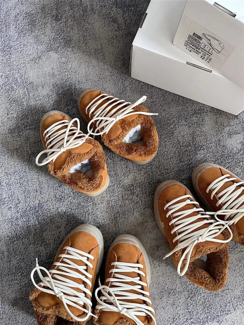 NIE ERL Bread Shoe Black Suede photo 8