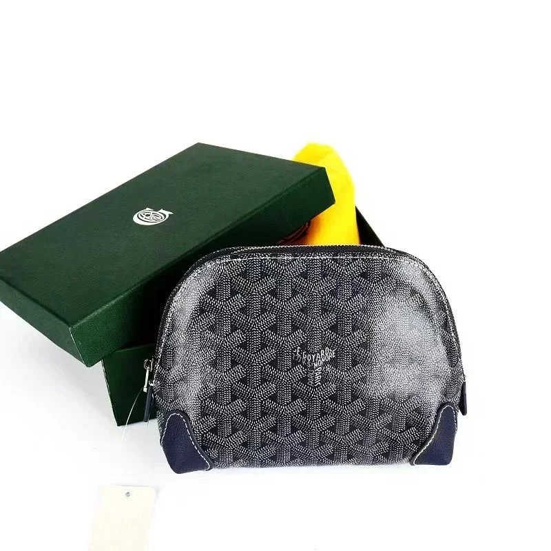 Goyard Crossbody Bags Belvedere Small Flap Bag — 35