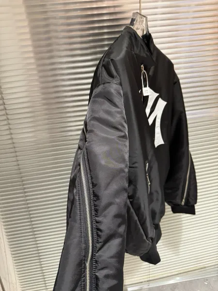 New York Yankees MLB Logo Bomber Jacket Black Outerwear Jacket - 5