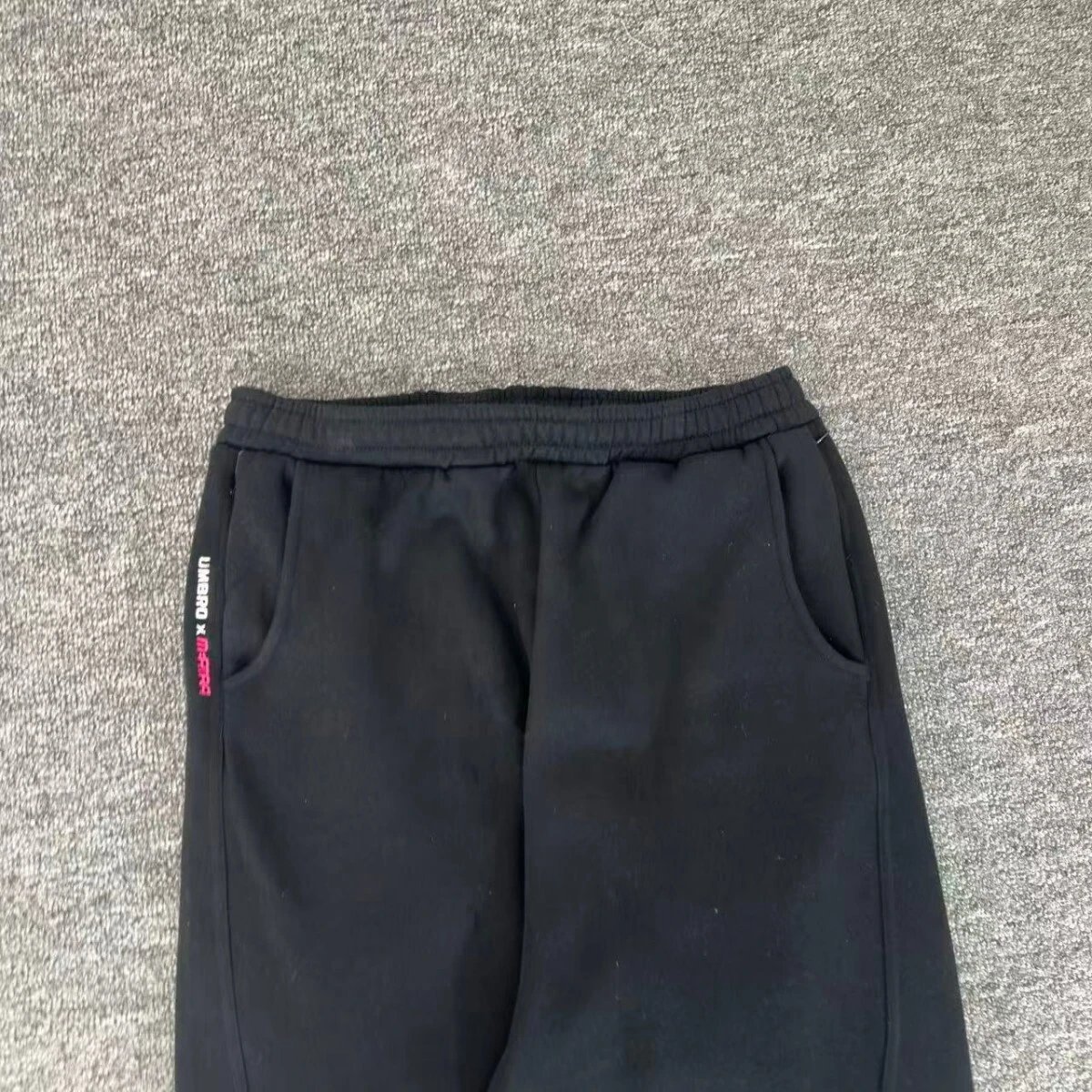 Design Embroidered Logo Track Pants Black Sweatpants - 24