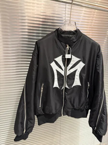 New York Yankees MLB Logo Bomber Jacket Black Outerwear Jacket - 4
