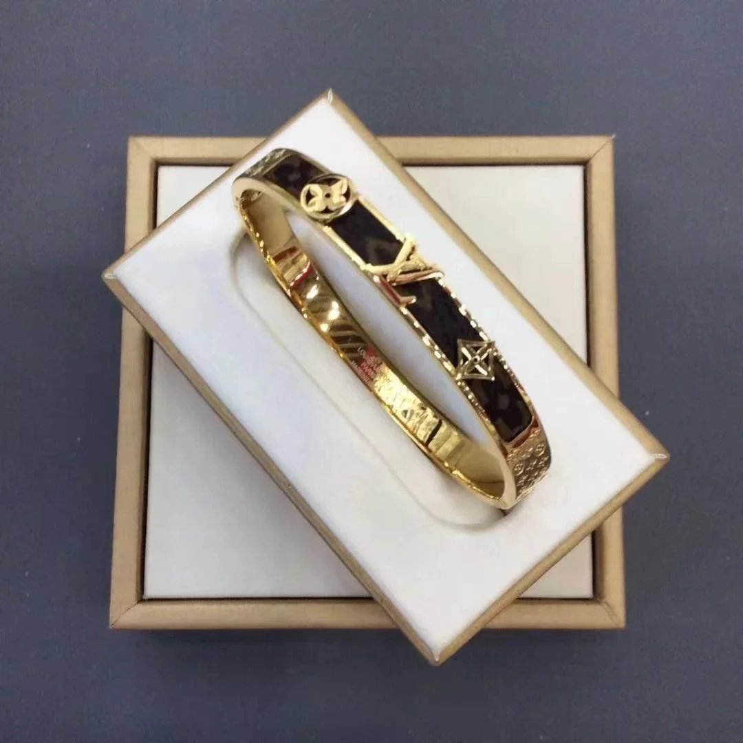 Fashionable Bracelets photo 8