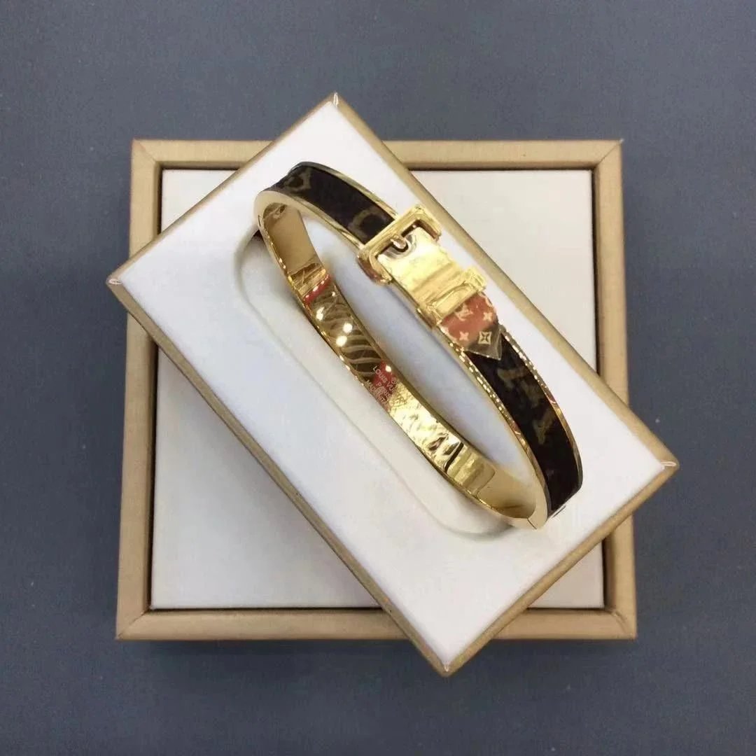 Fashionable Bracelets photo 5