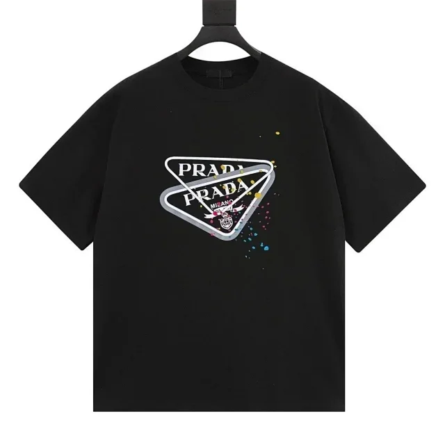 Prada T-Shirts Short-Sleeve Logo Print product detail image 17