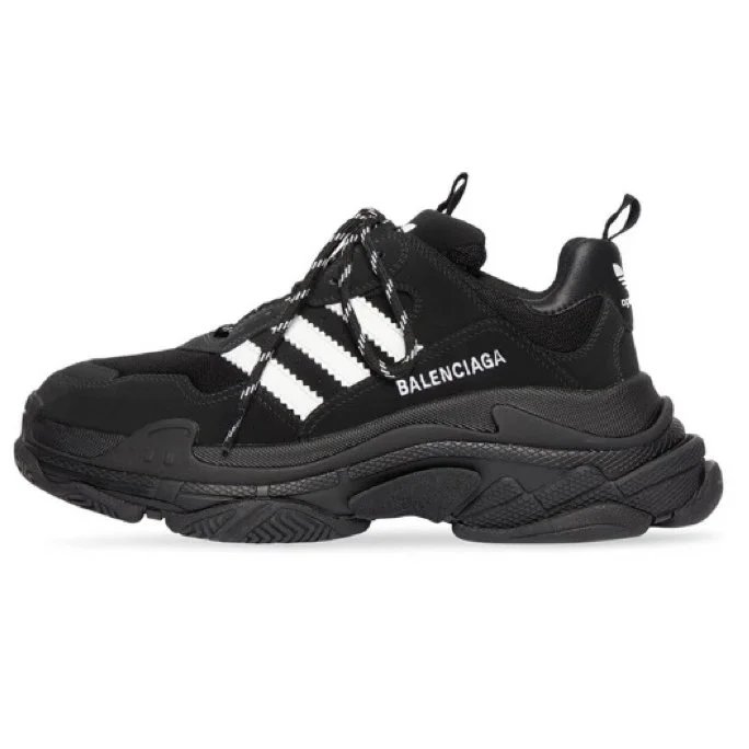 18-Paris tripe co-branded ad black