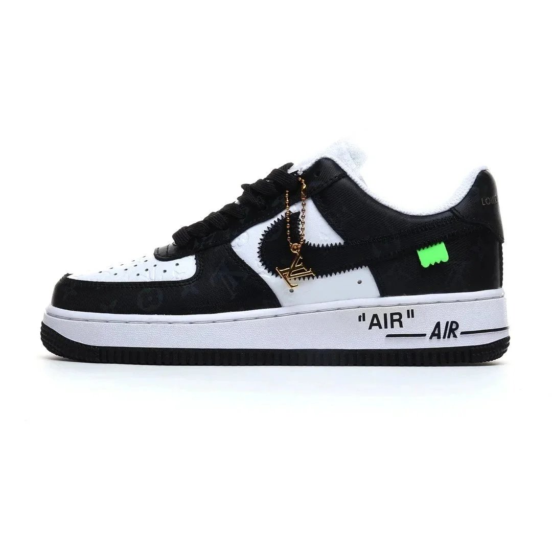 AF Co-Branded Louis Black & White