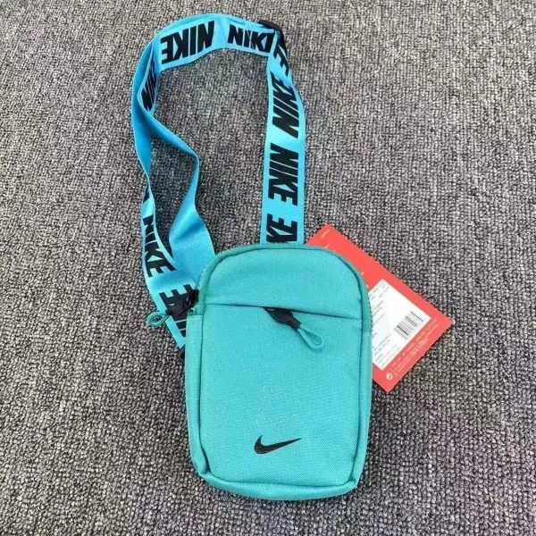 Nike Duffel Bag Gray Sporty Travel Bag - 39