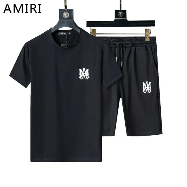 Louis Vuitton Matching Sets Short-sleeve T-shirt and drawstring shorts set with monogram print product detail image 15