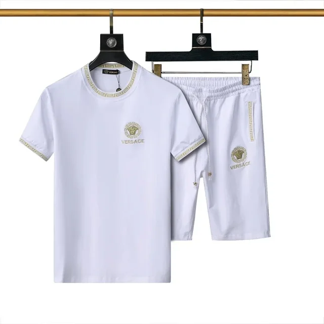Louis Vuitton Matching Sets Short-sleeve T-shirt and drawstring shorts set with monogram print product detail image 18