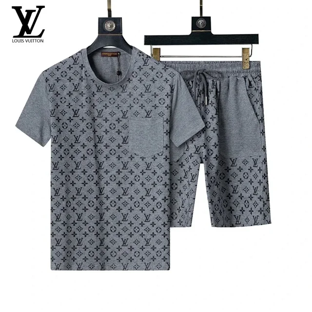 Louis Vuitton Matching Sets Short-sleeve T-shirt and drawstring shorts set with monogram print product detail image 26