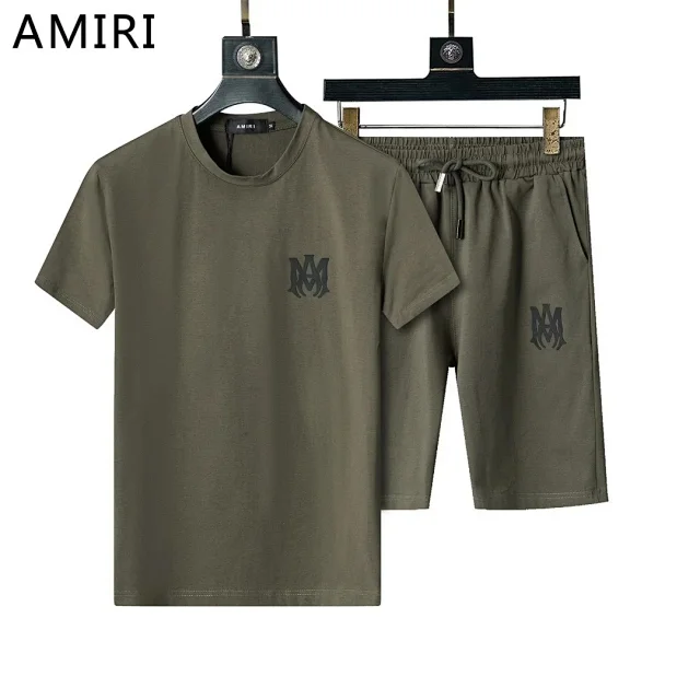Louis Vuitton Matching Sets Short-sleeve T-shirt and drawstring shorts set with monogram print product detail image 14