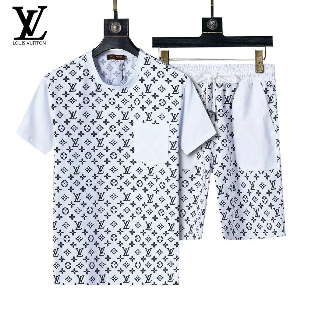 Versace Medusa Logo Black Casual Set with Greek Key Trim T-Shirt and Shorts - 26