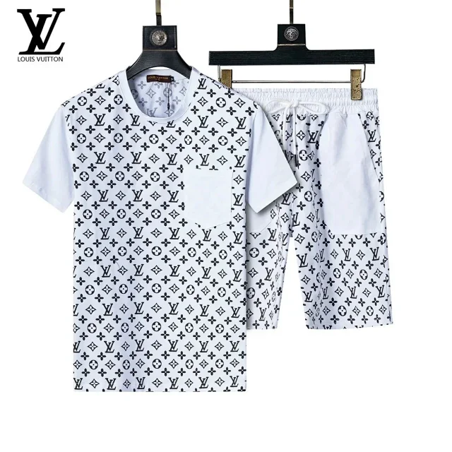 Louis Vuitton Matching Sets Short-sleeve T-shirt and drawstring shorts set with monogram print product detail image 25