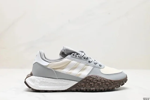 Adidas Sneakers Mesh with three-stripe overlays and chunky cushioning product detail image 2