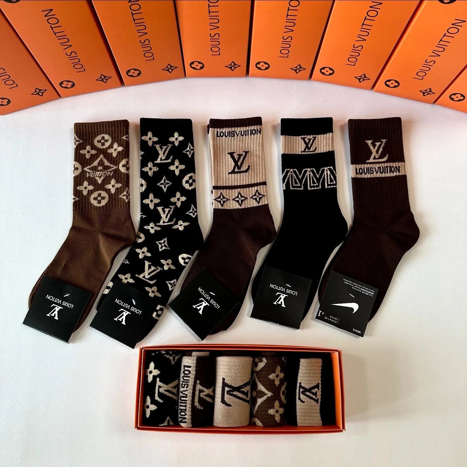 Louis Vuitton Logo-Embroidered Crew Socks in Black, Beige, Gray, and White - 11