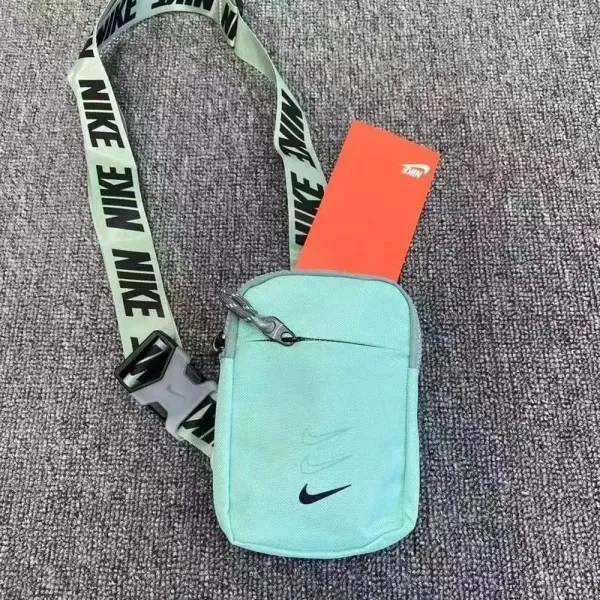 Nike Duffel Bag Gray Sporty Travel Bag - 37