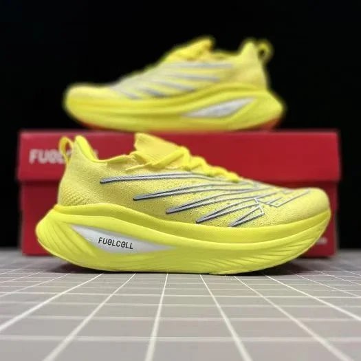Design FuelCell Running Shoes White Pink Purple Running-Shoes Running Shoes - 10