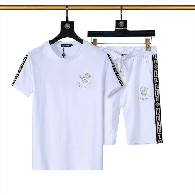 Louis Vuitton Matching Sets Short-sleeve T-shirt and drawstring shorts set with monogram print product detail image 19