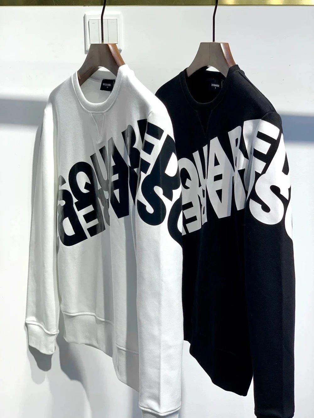 DSQUARED2 Icon Graphic Hoodie White and Black - 6