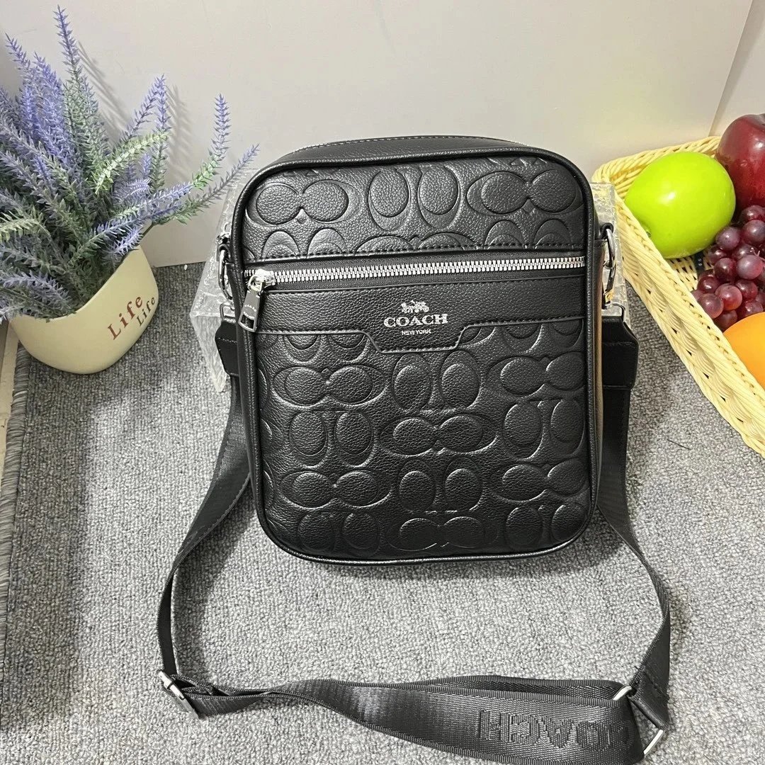 Louis Vuitton Multiple bag styles — 18