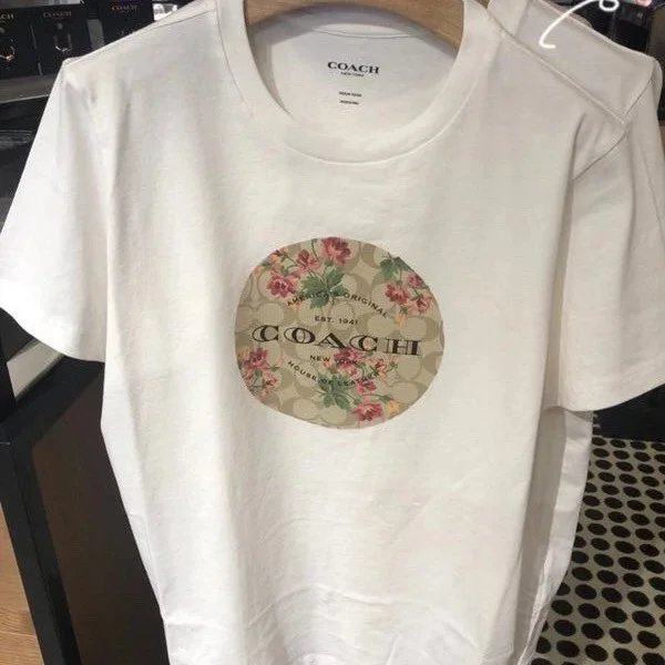 Coach T-Shirts Short-Sleeve Graphic Crewneck — 39