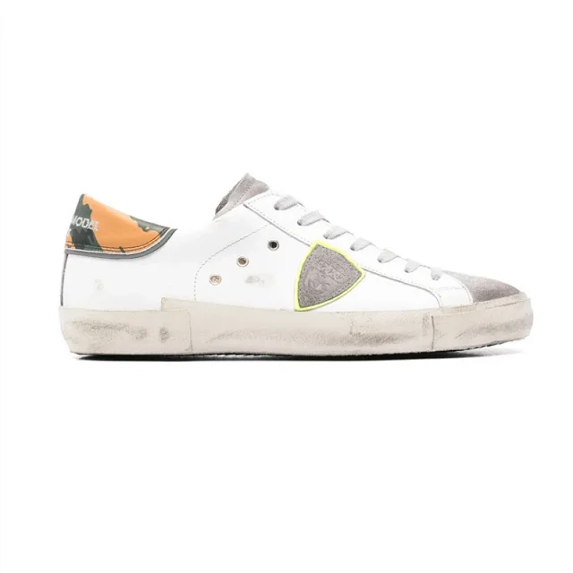 Golden Goose Sneakers Star-appliqué low-top product detail image 6
