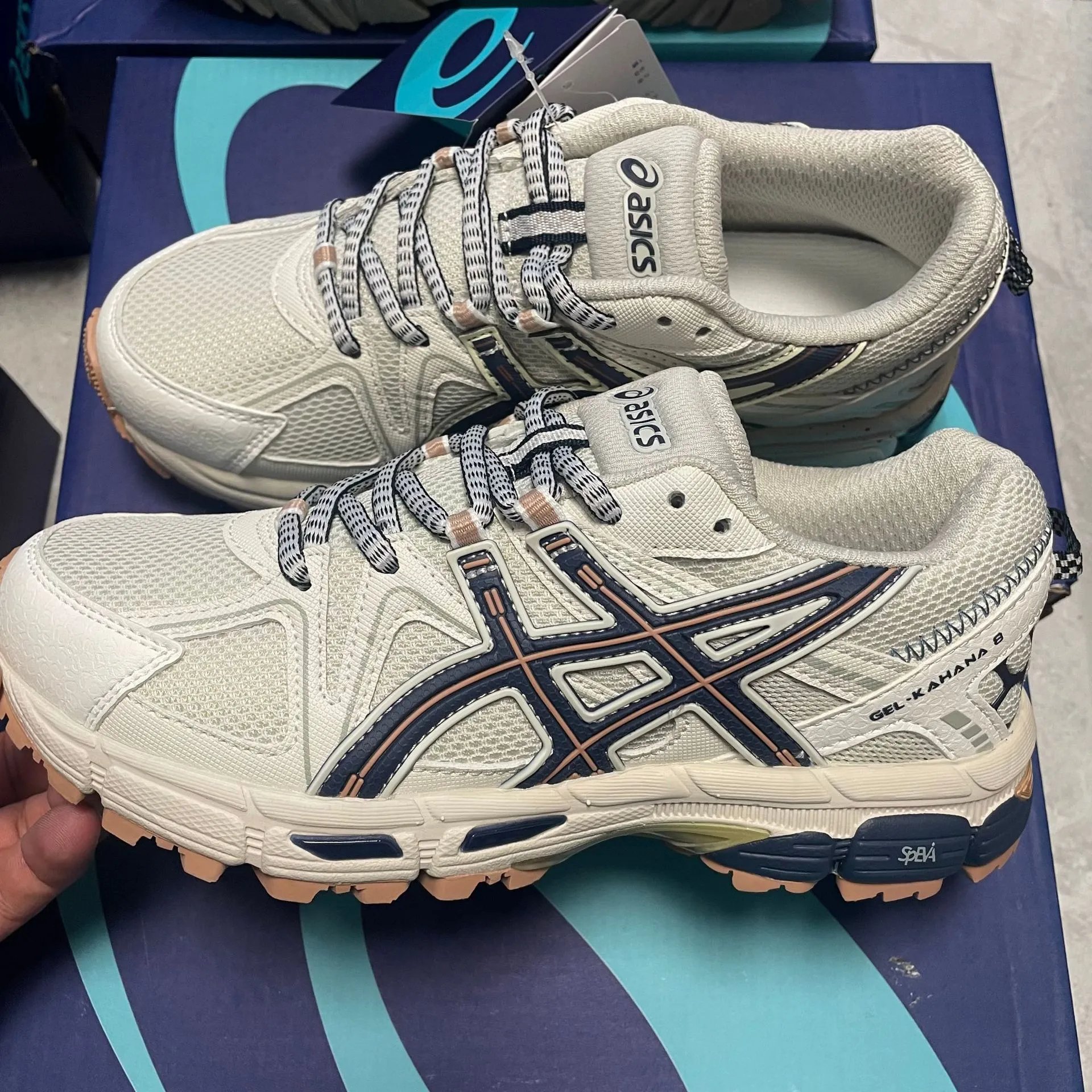ASICS Sneakers GEL-KAHANA 8 — 1011B109-023 light gray k8