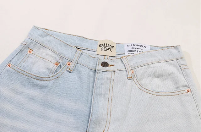 Gallery Dept. Jeans Flared with distressed and patchwork designs product detail image 7
