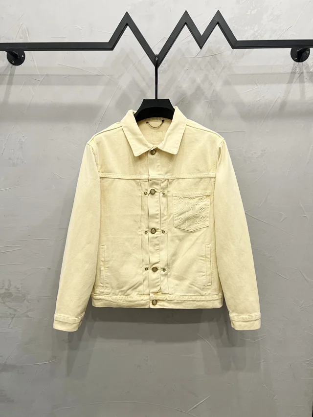 Louis Vuitton Mixed apparel listing: joggers, zip hoodie and embossed denim jackets product detail image 19
