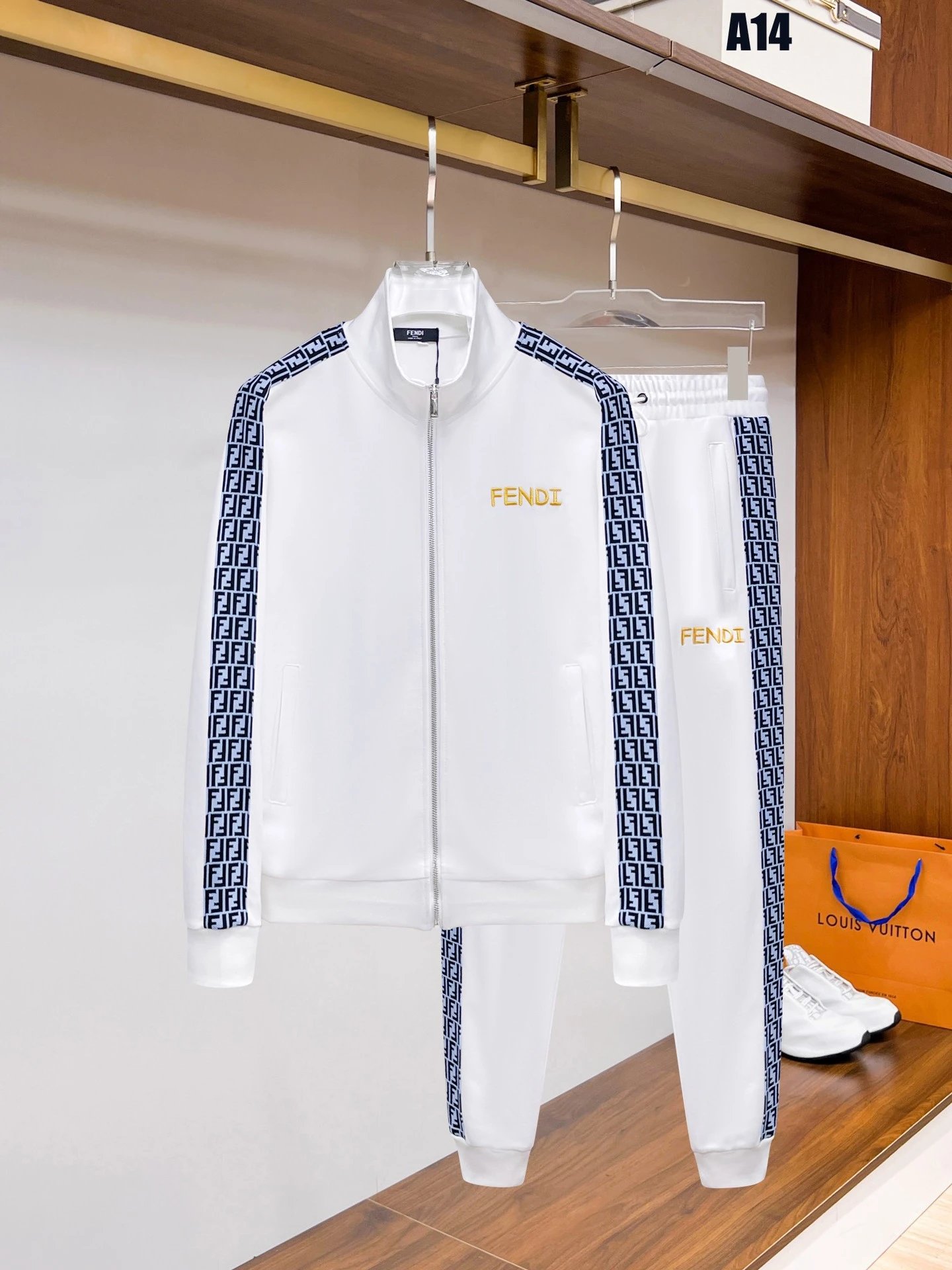 Loewe Matching Sets Zip-Up Track Jacket and Joggers Set — White A14