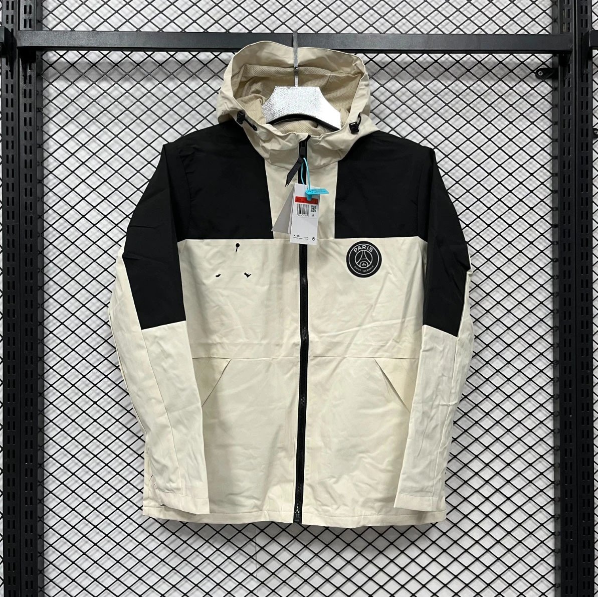 Paris Windbreaker Lightweight Beige White Black
