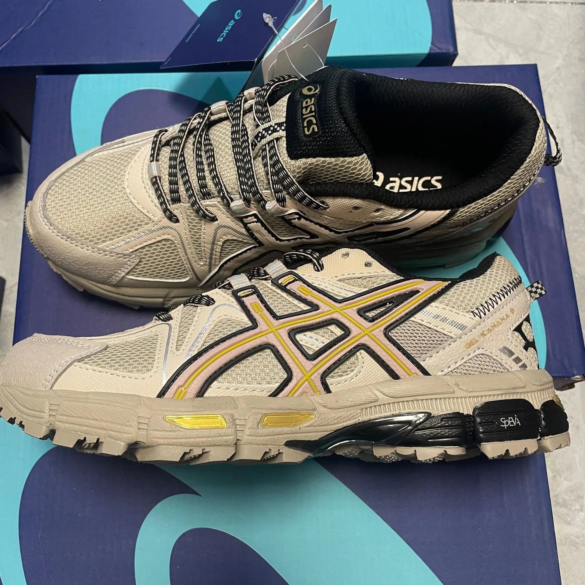 ASICS Sneakers GEL-KAHANA 8 — 1011B109-201 Khaki k8
