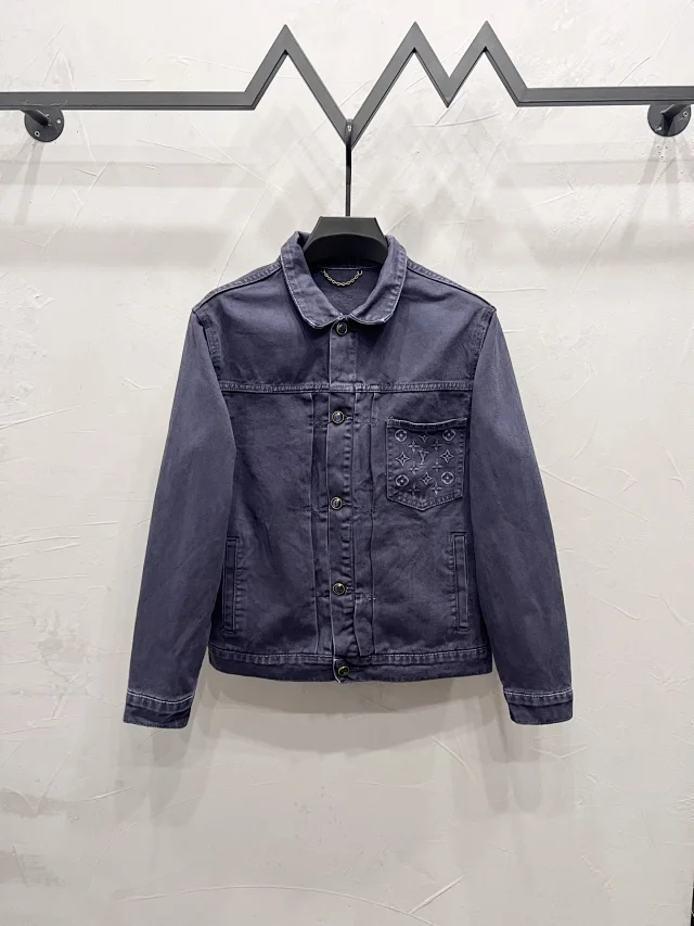 Louis Vuitton Mixed apparel listing: joggers, zip hoodie and embossed denim jackets product detail image 17