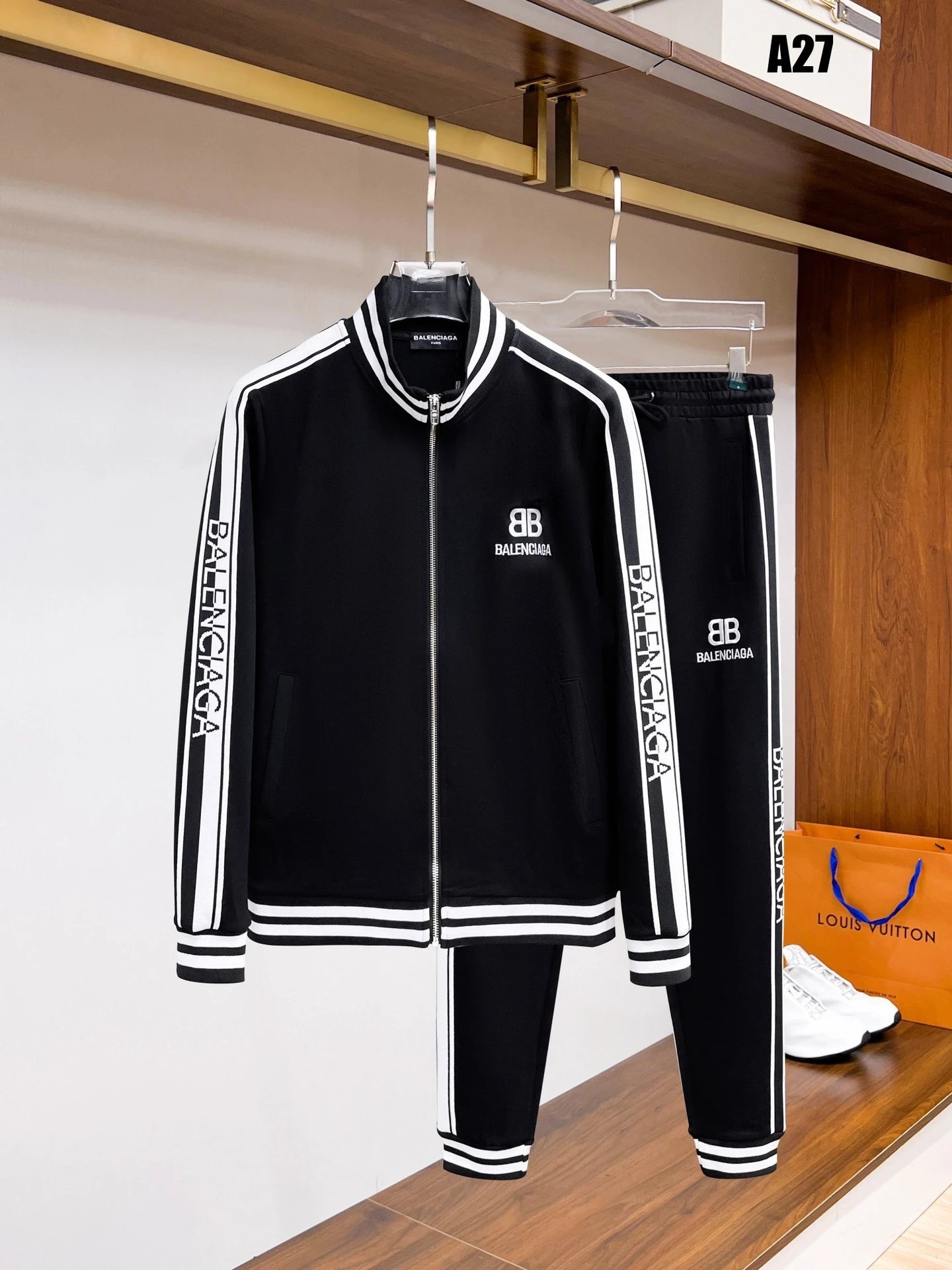 Loewe Matching Sets Zip-Up Track Jacket and Joggers Set — Black A 27